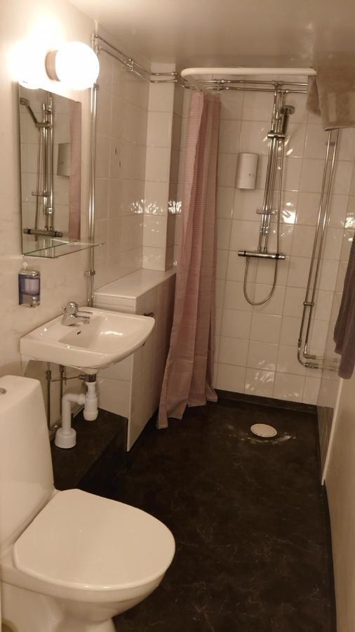 Hotell Kungsljus, Budgethotell Vastervik Bagian luar foto